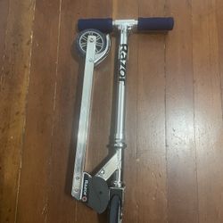 Razor Scooter (the original that they put out in market)