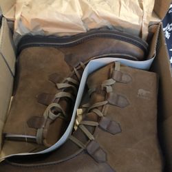 Sorel  Mens Dress Boots 