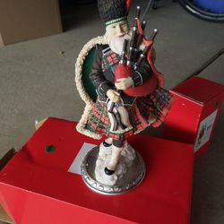 Scottish Christmas figurine
