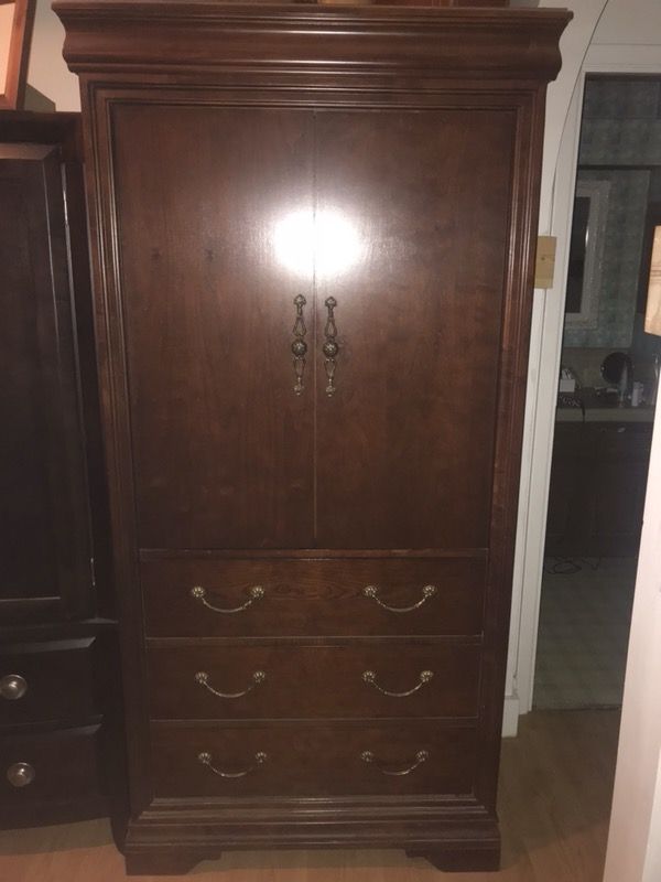 Diane Flack Armoire For In San Antonio Tx Offerup Open In The Appcontinue To Mobile Website