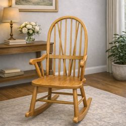 Windsor arm chair rocker
