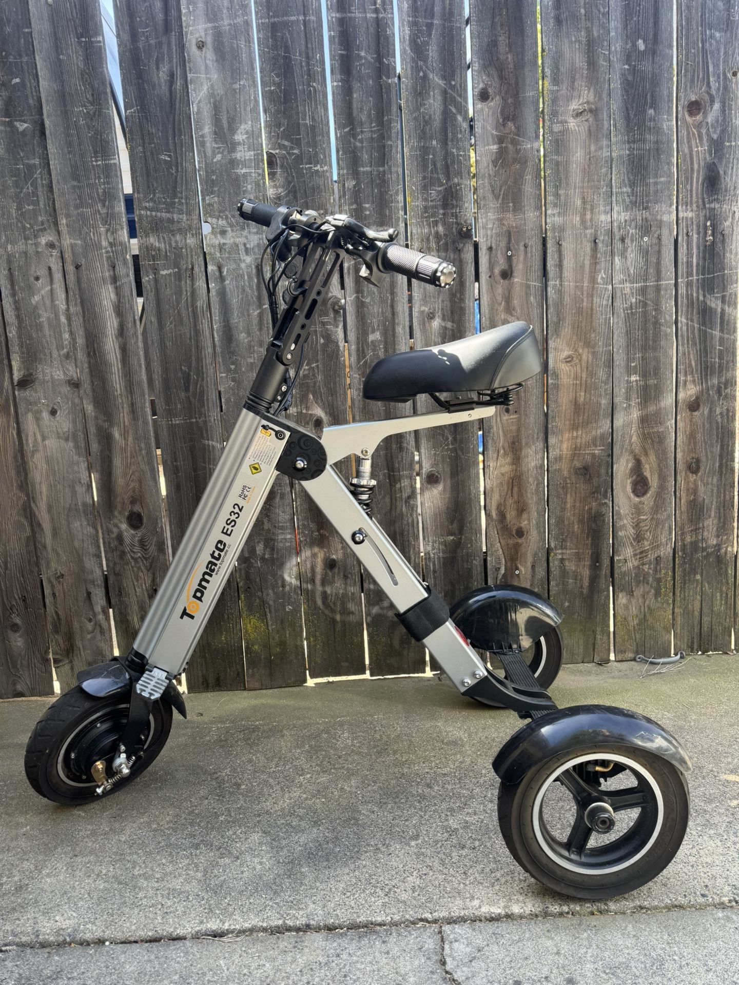 TopMate ES32 Electric Scooter – Great Condition!