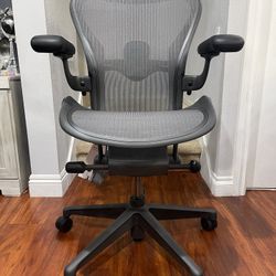 Herman Miller Aeron Size B Remastered