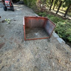 3pt Utility Box.