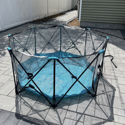 Regalo outdoor child’s playpen with canopy