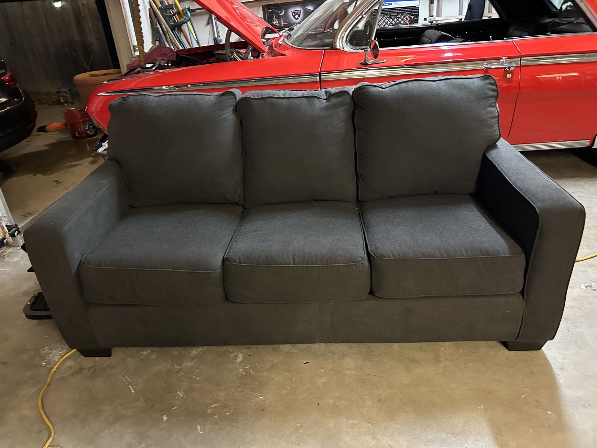 Grey Pull Out Couch / Sofa To Bed -$120.00