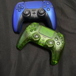 PS5 Controllers