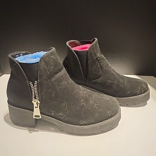 Dunes Black Boots