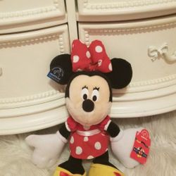 Classic Minnie Plush New