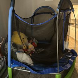 Kids Trampoline 