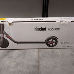 Ninebot KickScooter by Segway ES2
New open box 