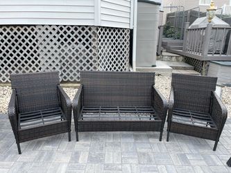 Wicker patio 3 piece set.