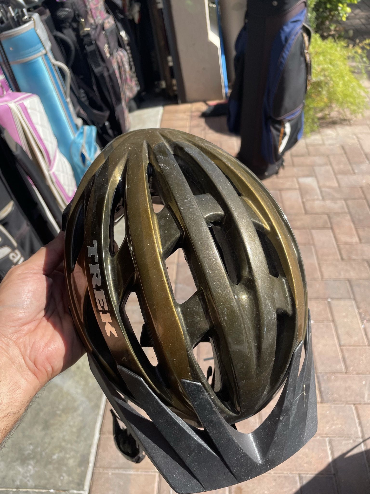 Bike helmet by Trek size L/XL Used conditions 