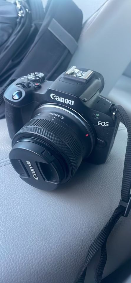 Canon Eos R 100