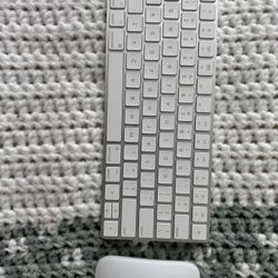 Apple Magic Keyboard & Magic Mouse - Wireless & Rechargeable 