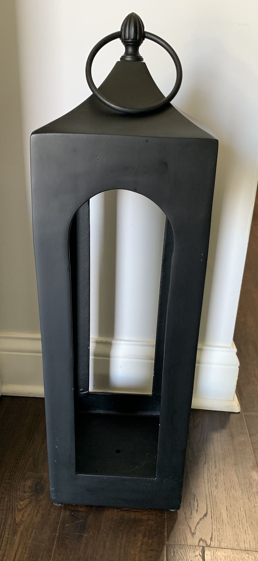 Outdoor Metal Lantern Decor