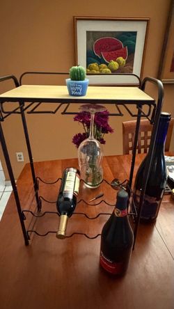 Mini wine bar with glass holder