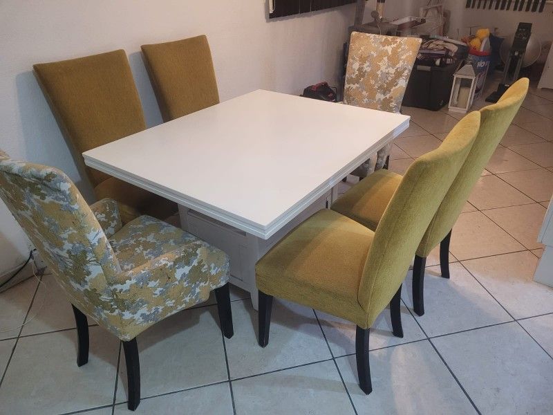 6 Chairs Wood Dining Room. 400 Dlls