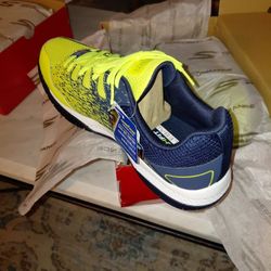 NIB Sketchers Arch Fit