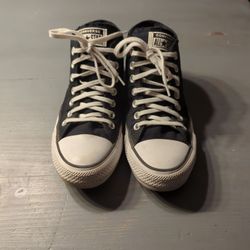 Converse Size 7.5 Black