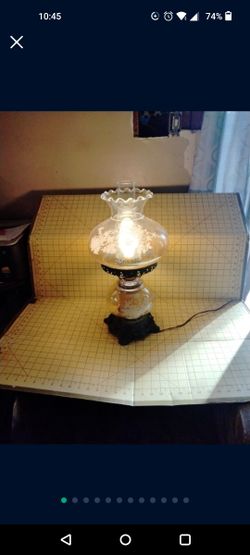 Beautiful Vintage Large Victorian Hurricane Glass Lamp Double Globe With White Flowers, Three Light Settings