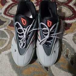 Dame Lillard Adidas Sneakers 10.5