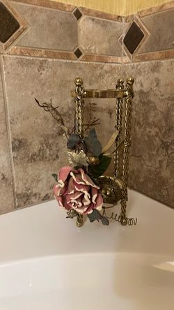 Brass  Candle Hilder