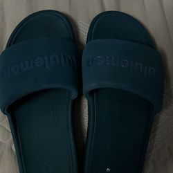 lululemon slides 