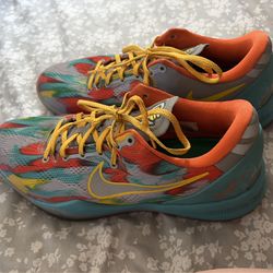 Kobe 8 Venice beach 10.5