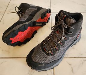 Merrell Speed Strike Mid GTX Mens Waterproof Walking Hiking Boots Size 10.5
