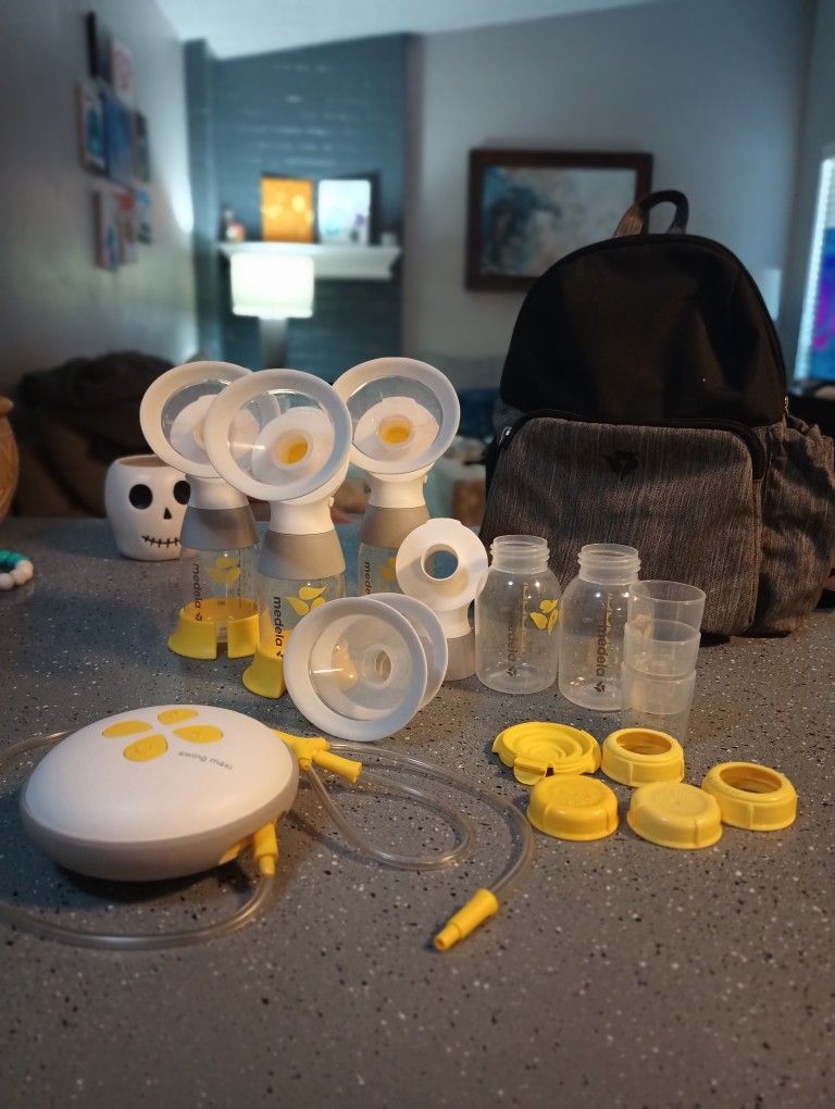 Medela Maci Double Electric Breast Pump 