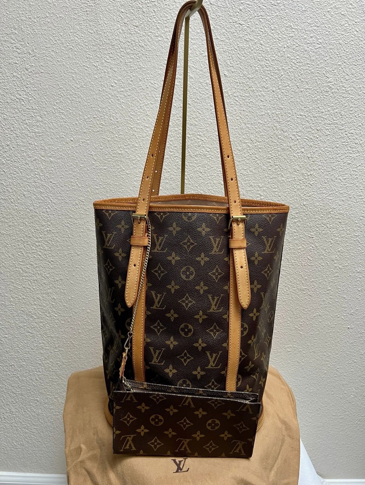 Louis Vuitton Monogram Bucket Tote Bag with Pouch