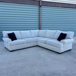 Light Gray Sectional Couch 