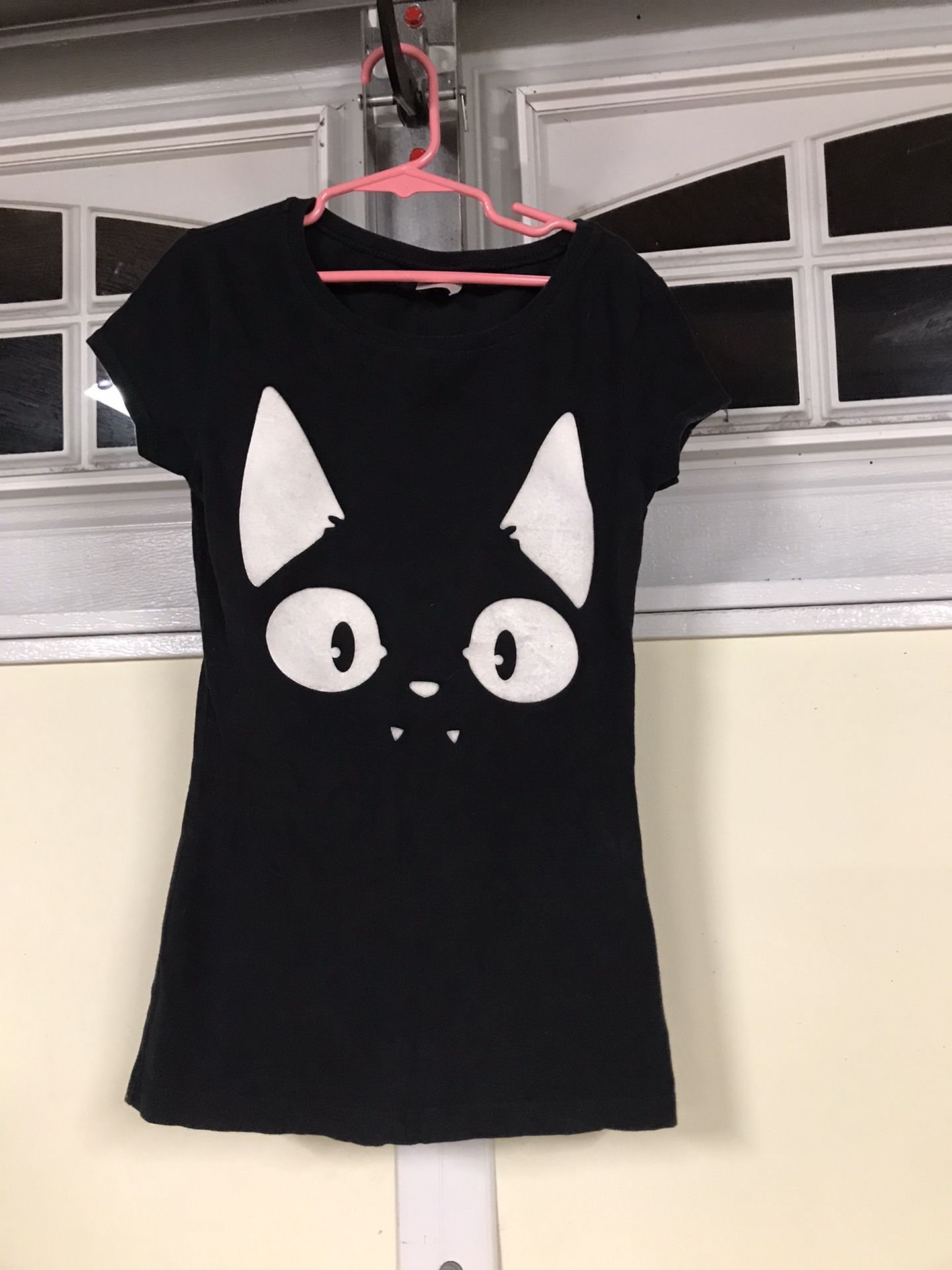 Girl’s t-shirt - 14