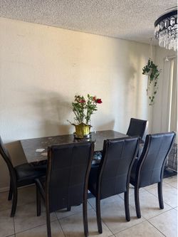 Dinning table