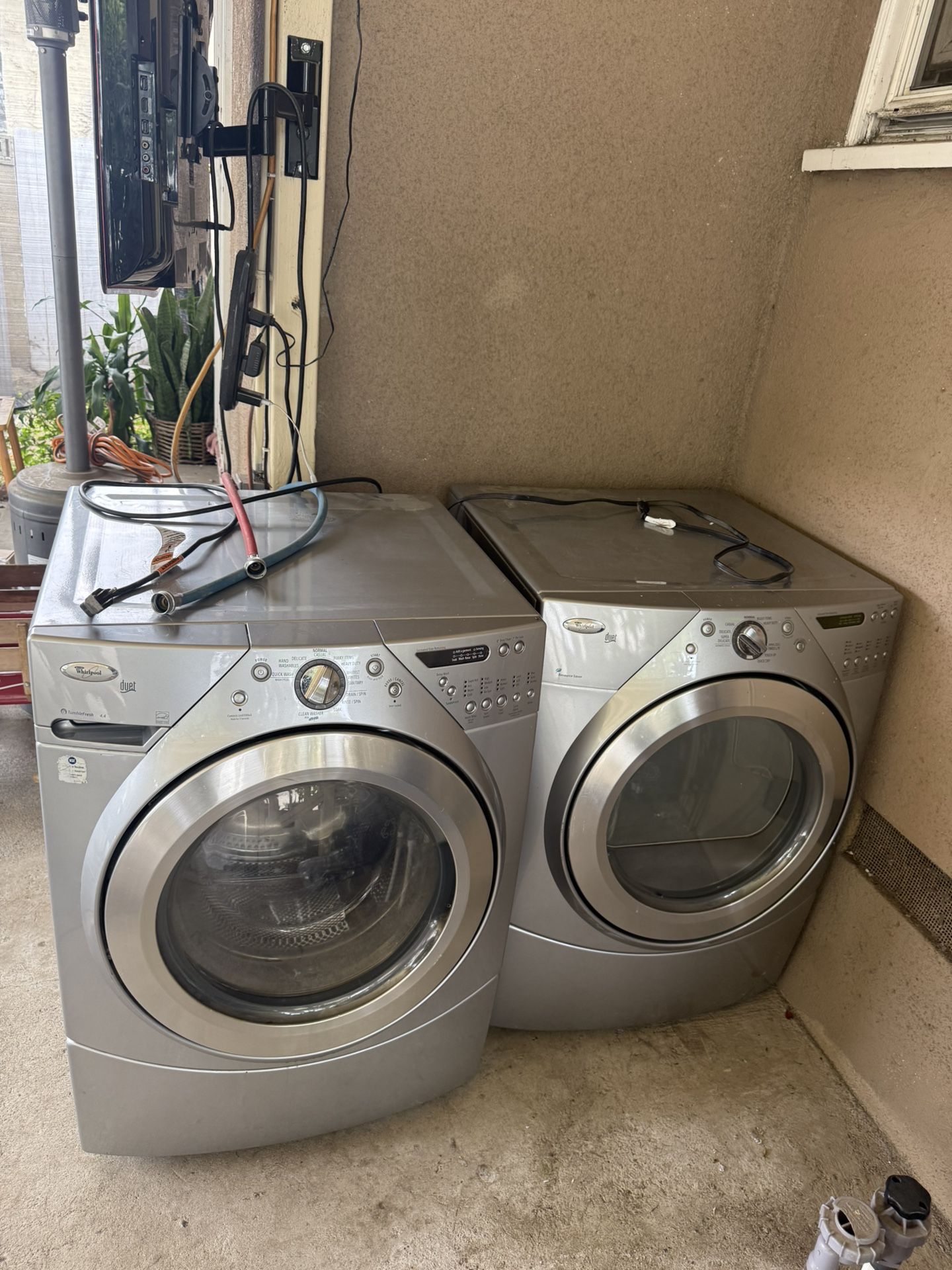 Whirlpool Washer And Dryer