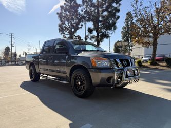 2012 Nissan Titan