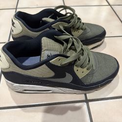 Nike sneakers size 8.5