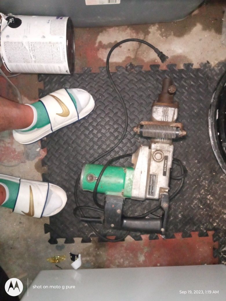 Hitachi Inch And A Half Hammer Drill