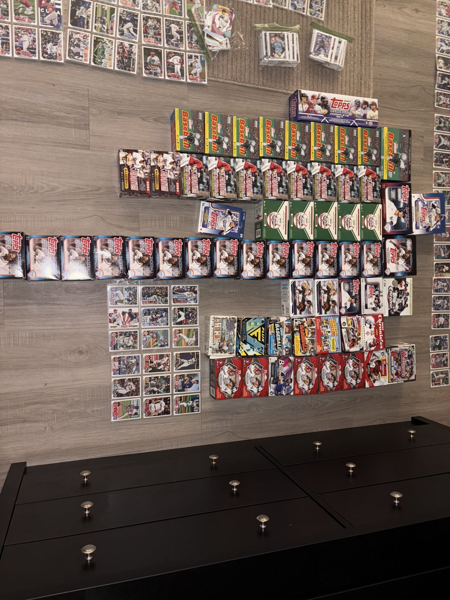 BASEBALL CARDS