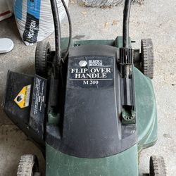 Black And Decker M200 Lawn Mower