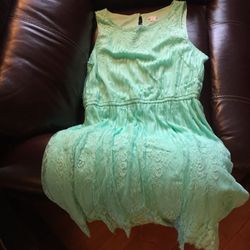 Jr  Summery dress sz L-reduced again!