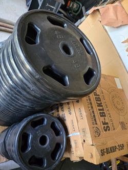 1460lb of Intek Rubber Coated (Urethane) 45lb and 25lb Olympic Weight Plates