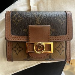Louis Vuitton Dauphine Wallet