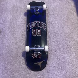 Complete Skateboard Size 8.0
