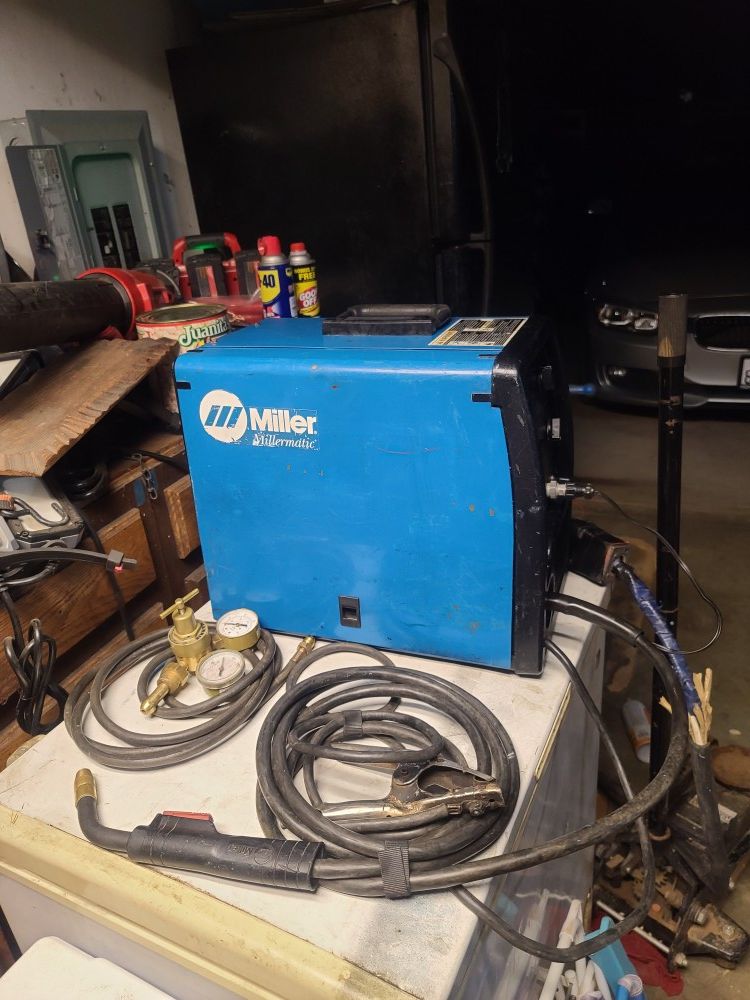 Miller Millermatic 175 mig welder 220v