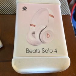 Beats Solo 4