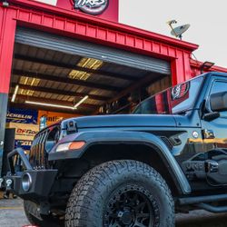 Jeep Gladiator Wheel And Tire Packages With 33” Tires 