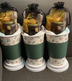 Holiday Tea Cups