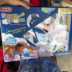Story Dream Little Tikes Projector